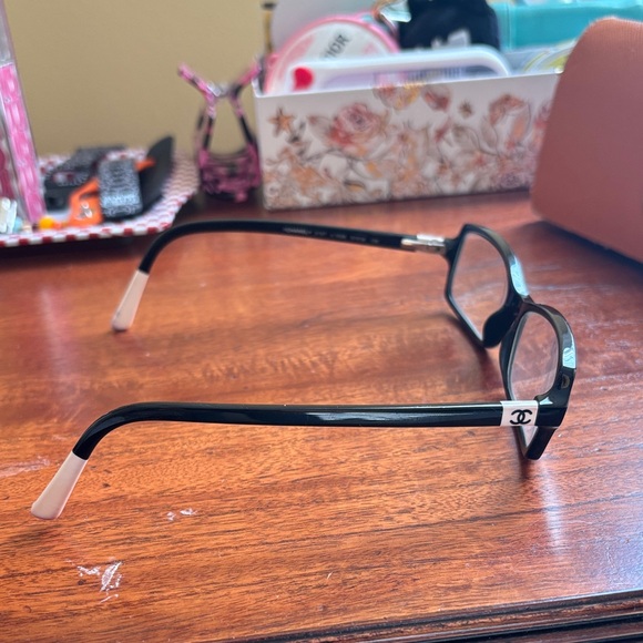 CHANEL EyeGlasses - Picture 4 of 10